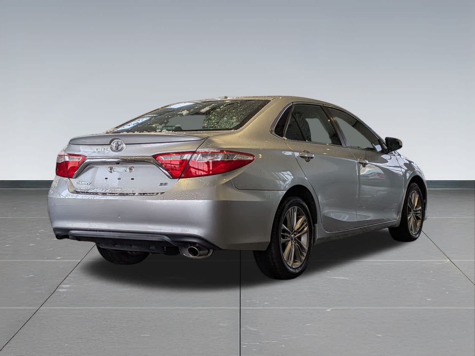 Thumbnail: 2017 Toyota Camry - 6