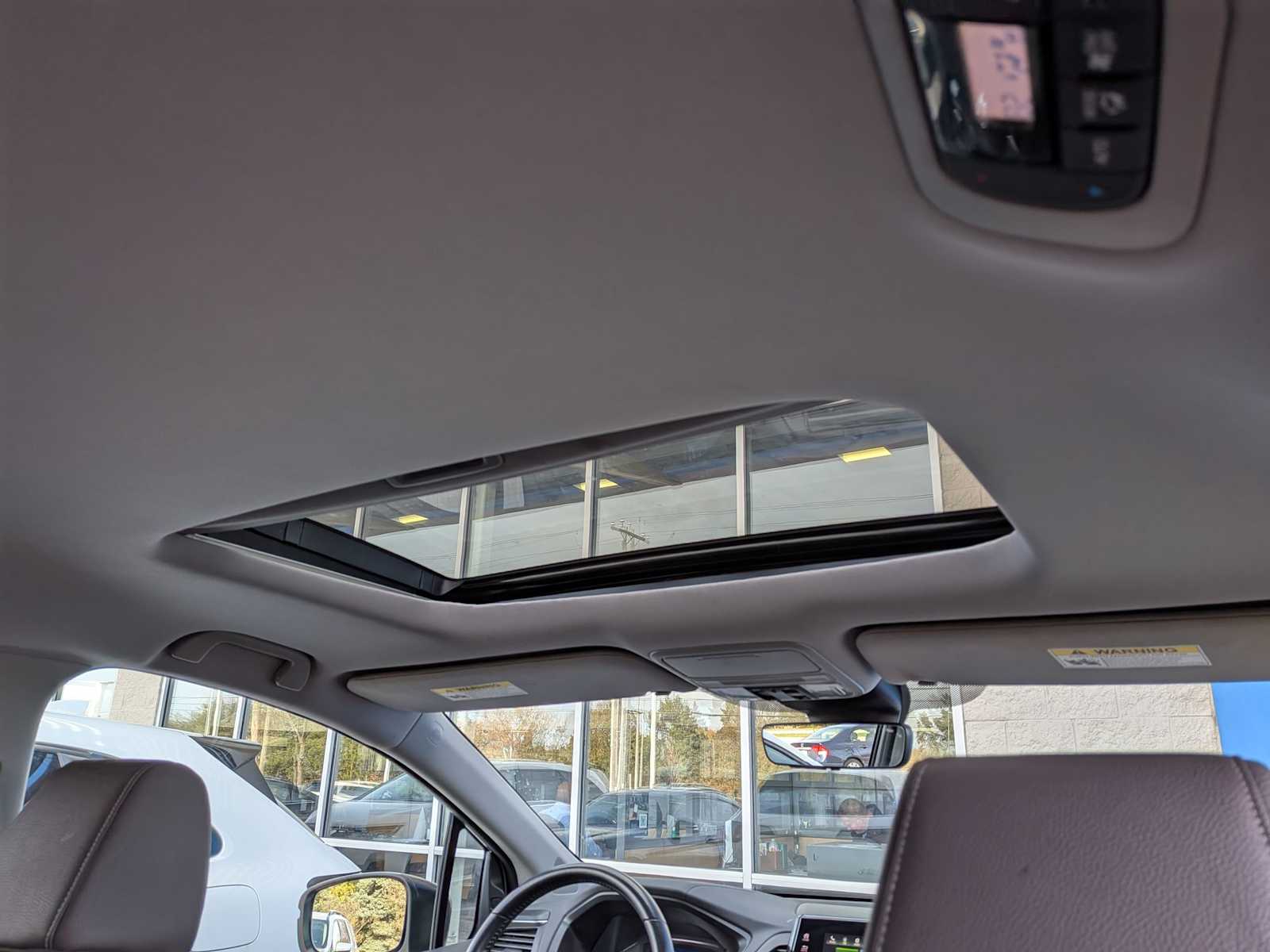 Thumbnail: 2022 Honda Odyssey - 21