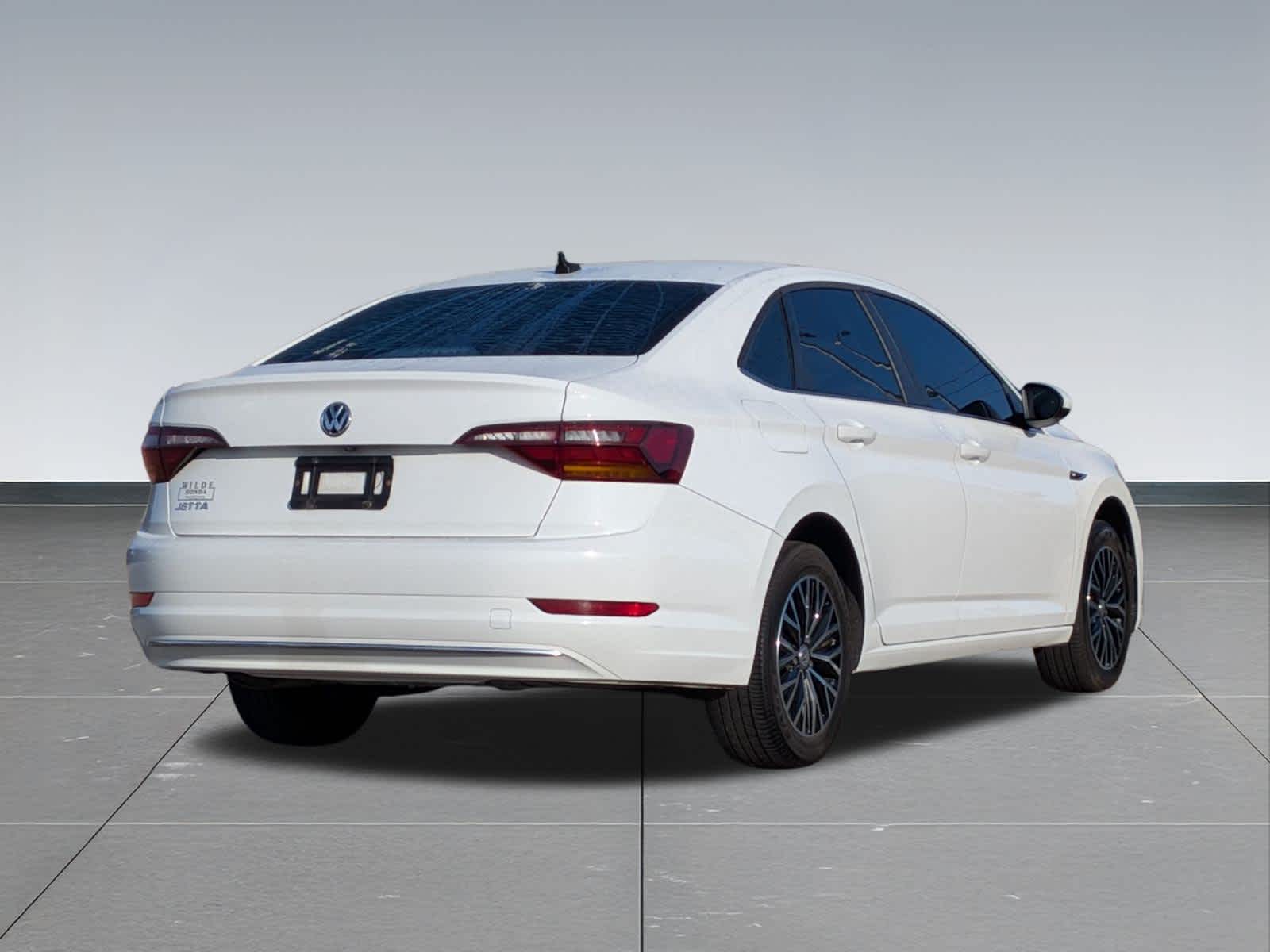 Thumbnail: 2019 Volkswagen Jetta - 6