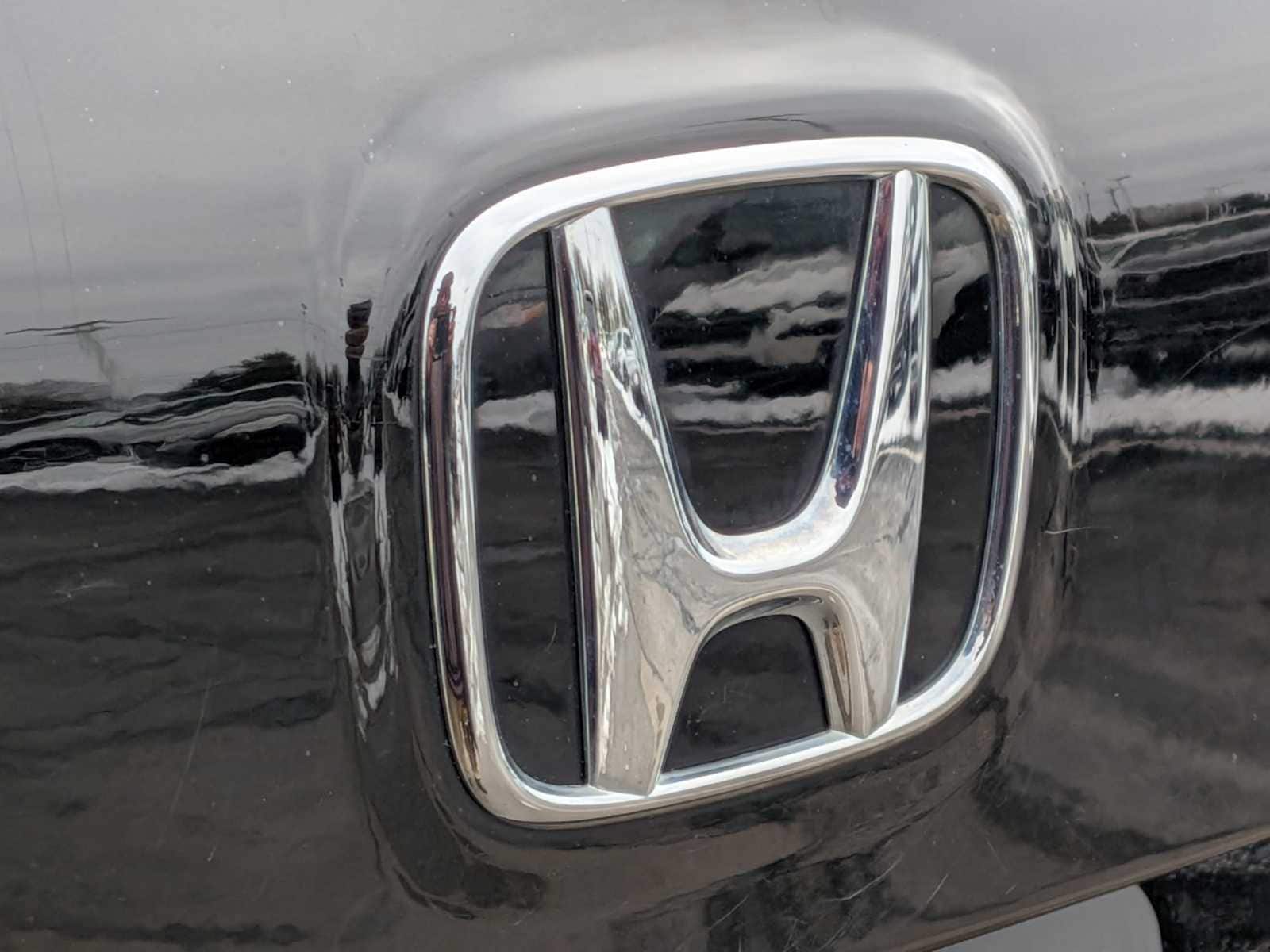 Thumbnail: 2020 Honda Pilot - 13