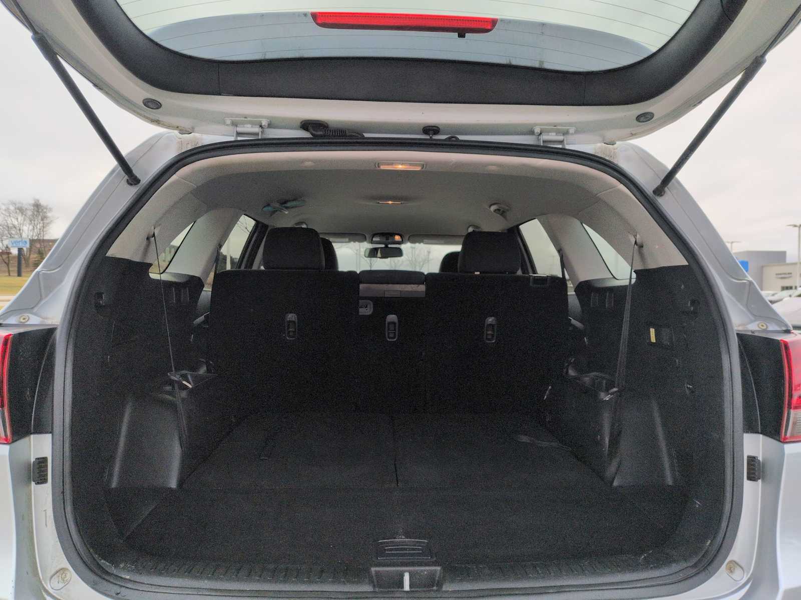 Thumbnail: 2019 Kia Sorento - 31