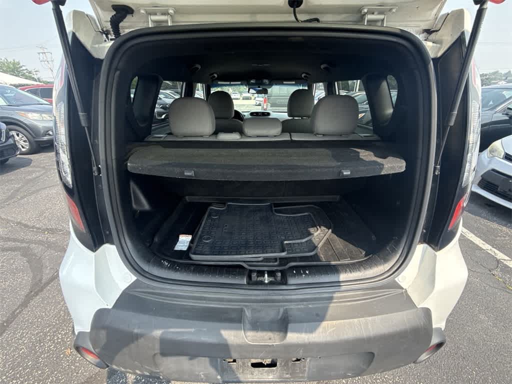 Thumbnail: 2015 Kia Soul - 32