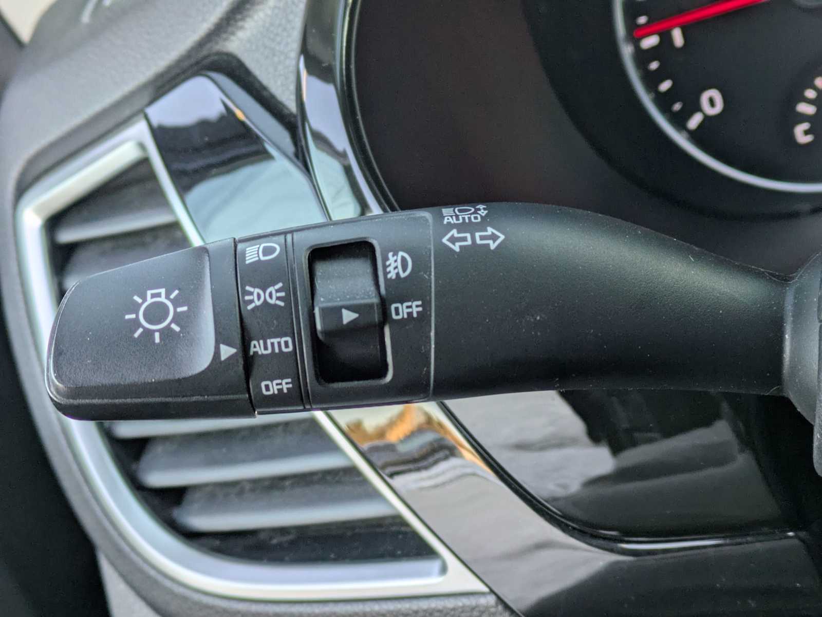 Thumbnail: 2021 Kia Seltos - 27