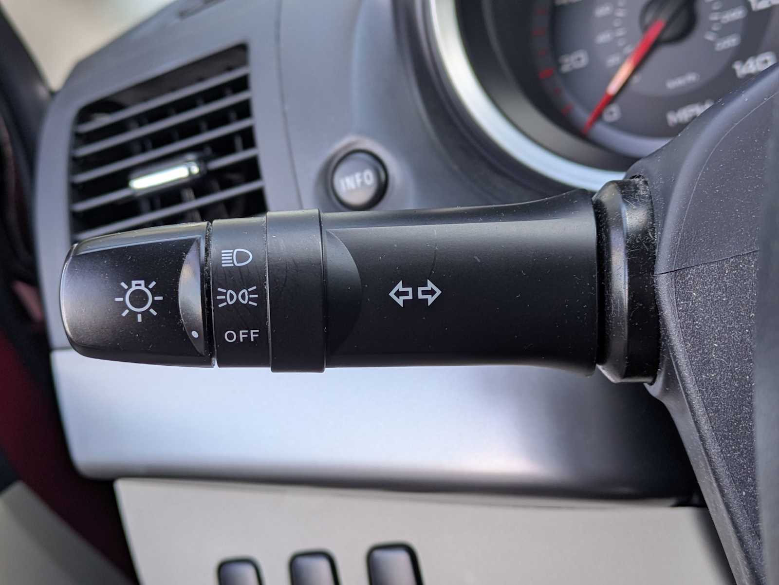 Thumbnail: 2008 Mitsubishi Lancer - 24