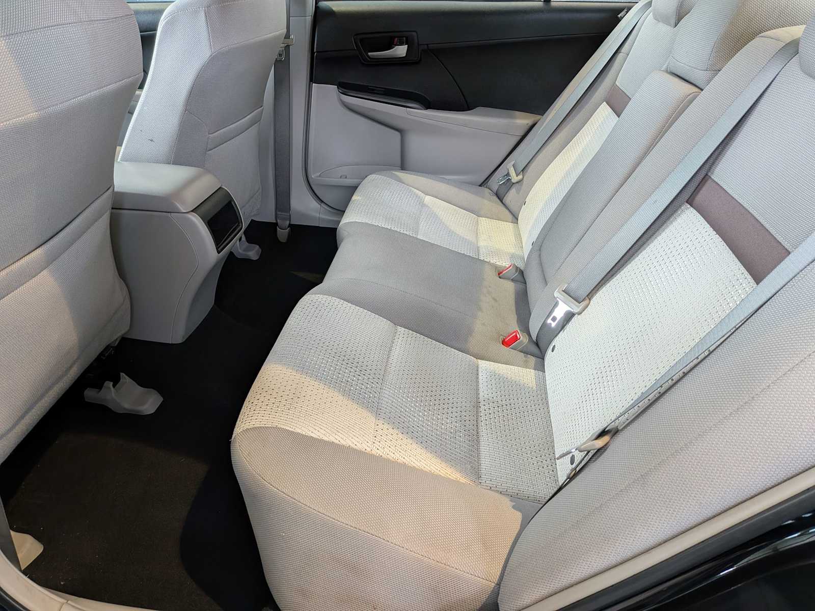 Thumbnail: 2013 Toyota Camry - 18