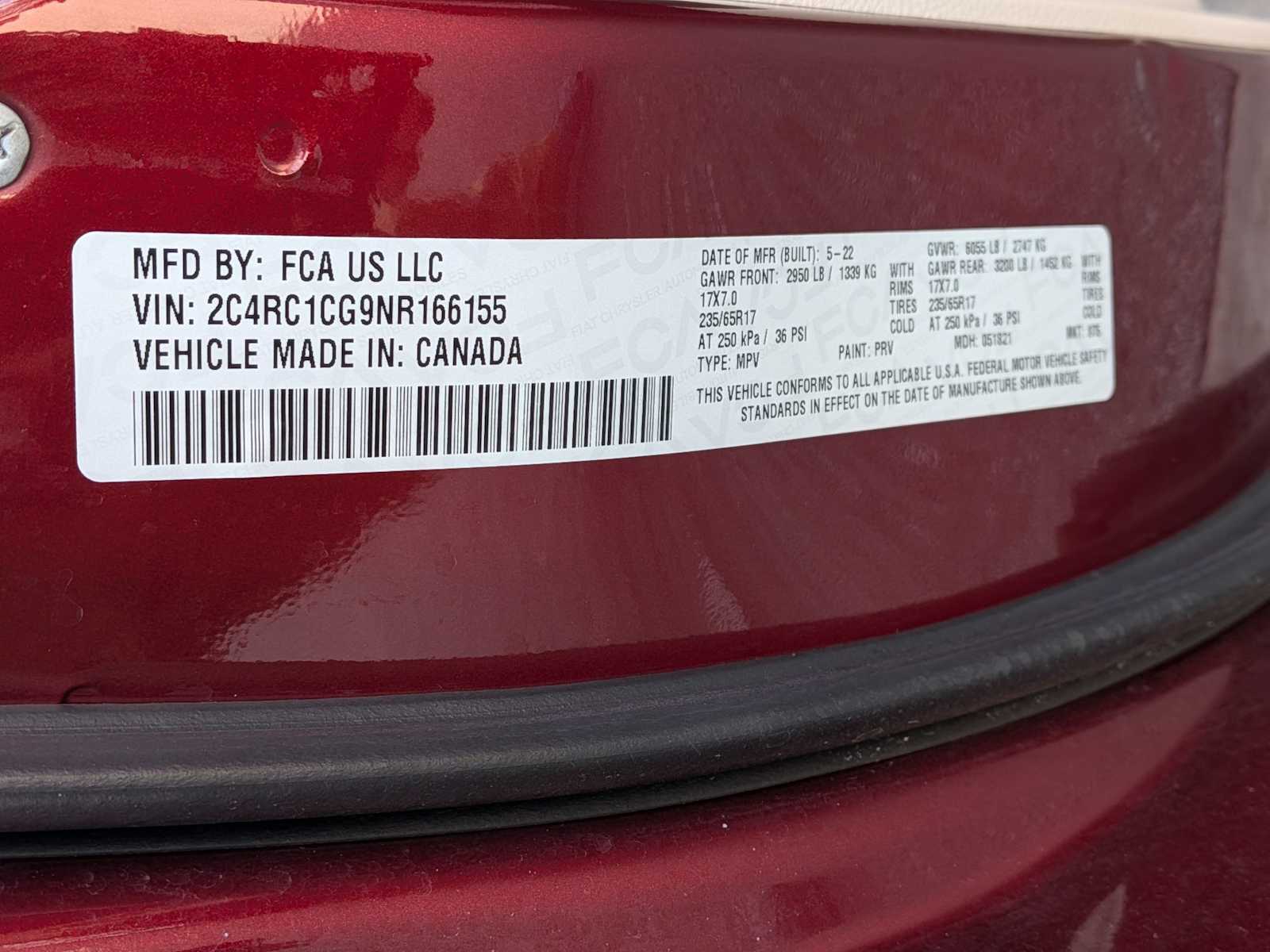 Thumbnail: 2022 Chrysler Voyager - 32