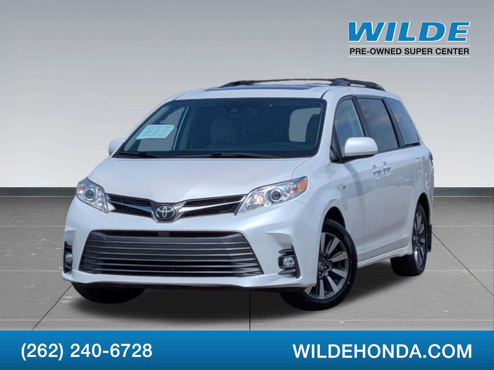 Thumbnail: 2020 Toyota Sienna - 1