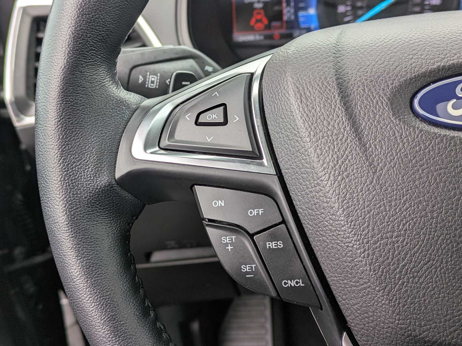 Thumbnail: 2023 Ford Edge - 24