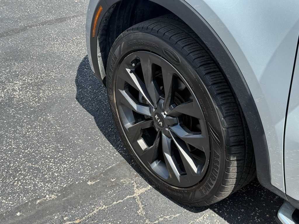 Thumbnail: 2021 Kia Sorento - 14