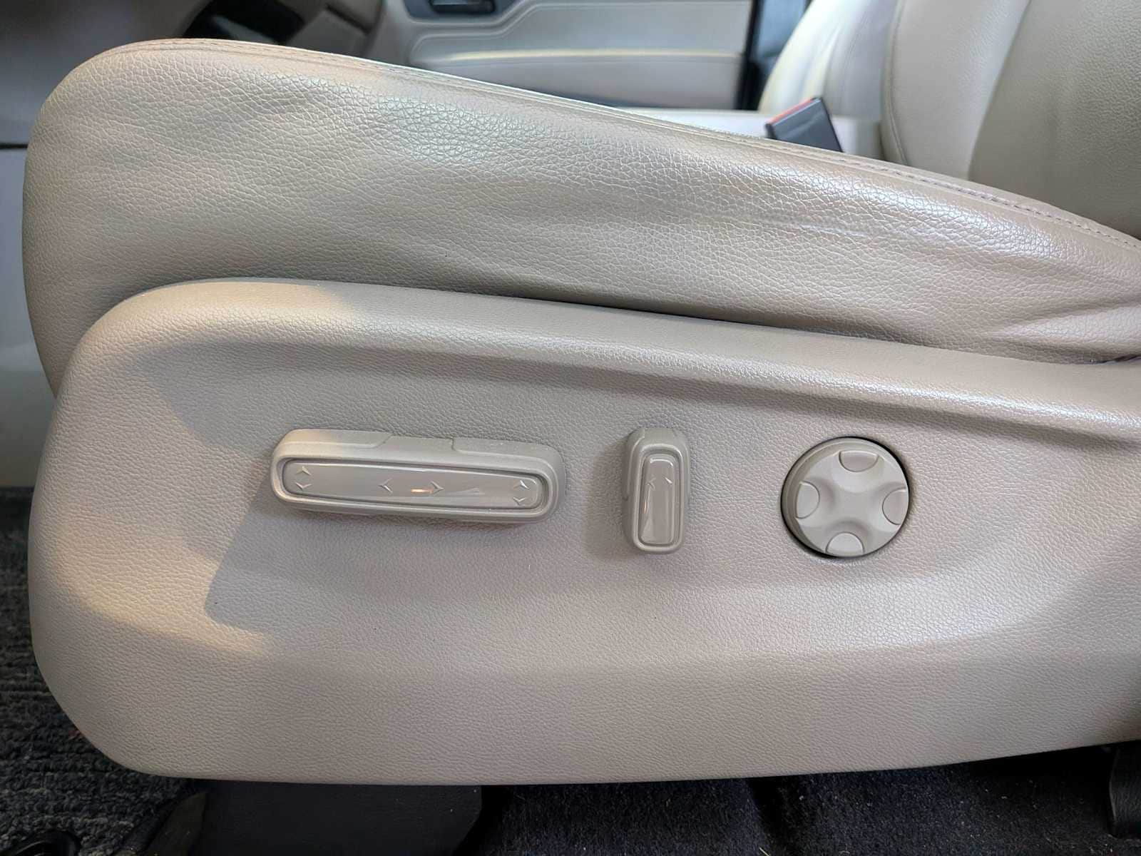 Thumbnail: 2023 Honda Odyssey - 15