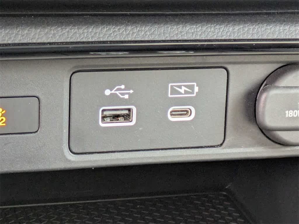 Thumbnail: 2023 Honda CR-V - 30