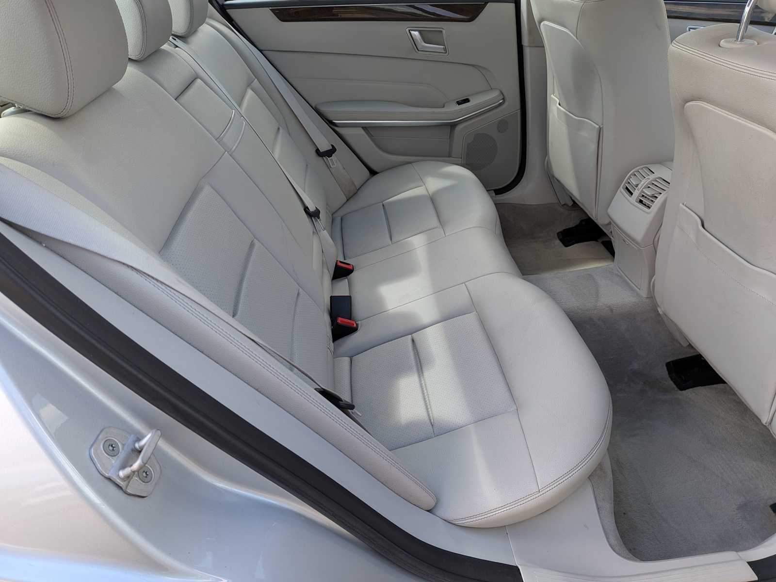 Thumbnail: 2015 Mercedes-Benz E-Class - 18