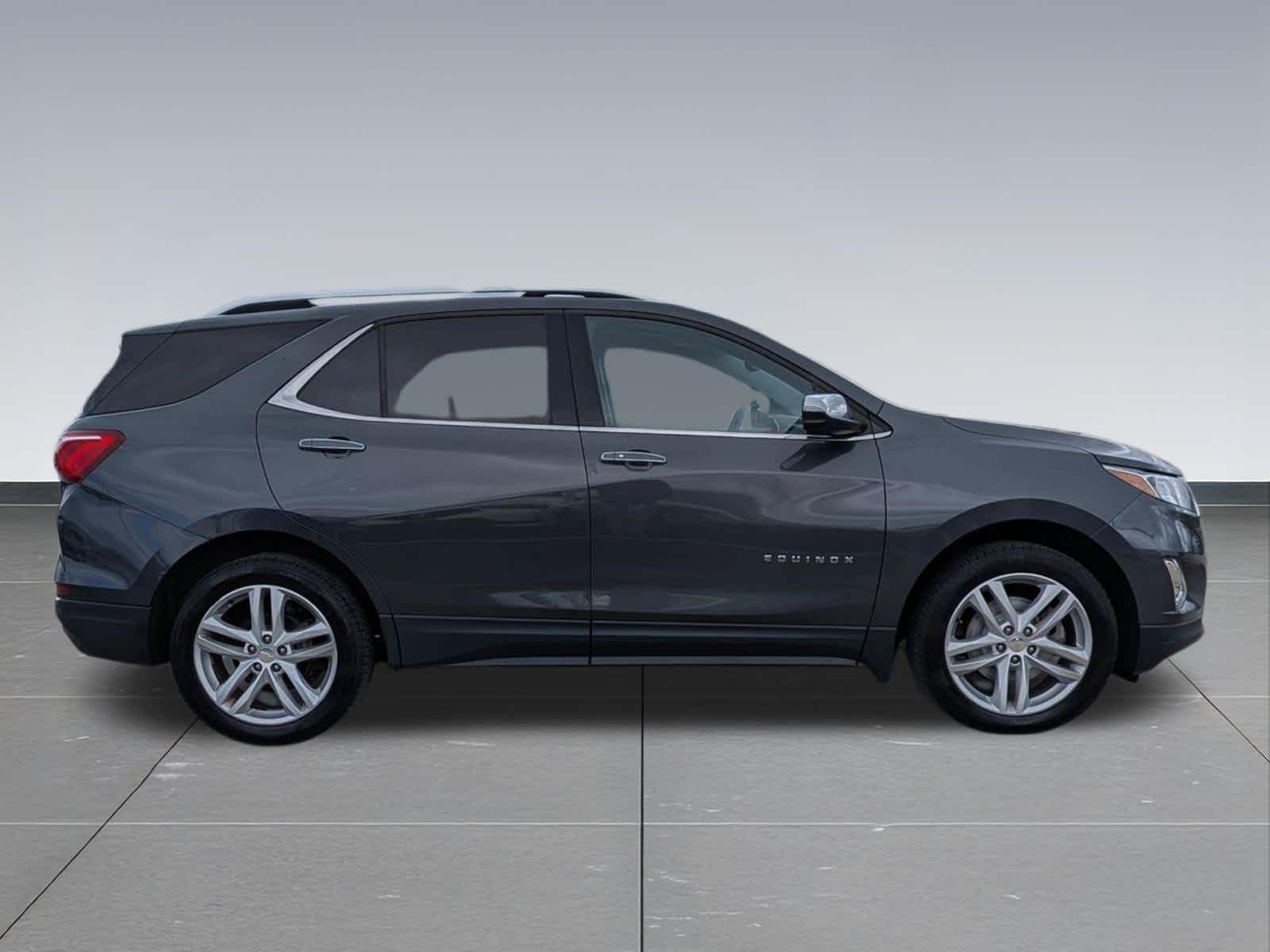 Thumbnail: 2020 Chevrolet Equinox - 6