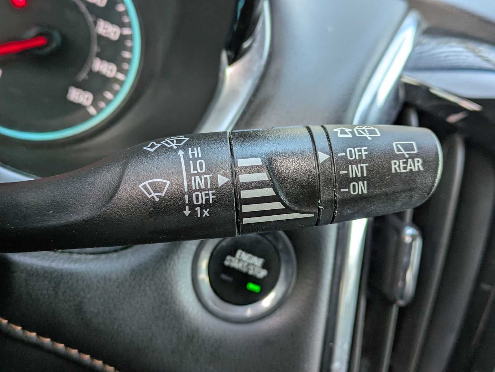 Thumbnail: 2021 Chevrolet Traverse - 24