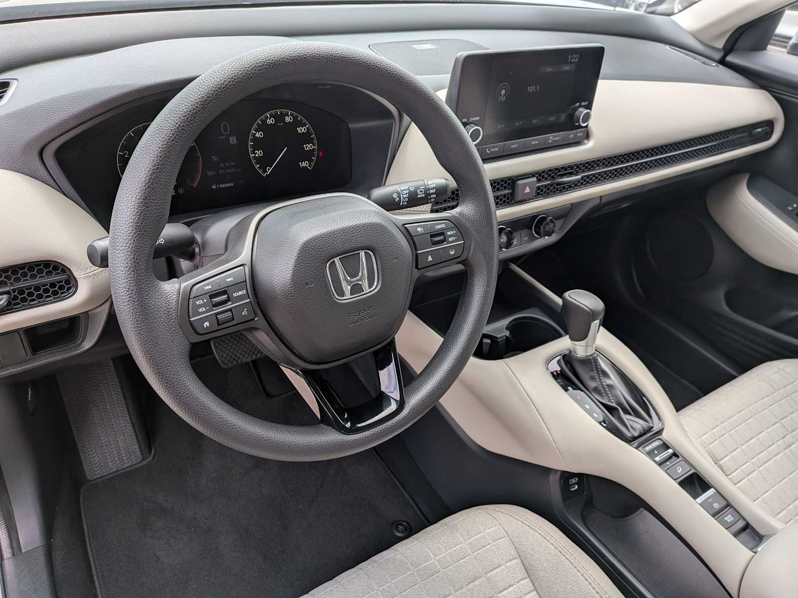 Thumbnail: 2025 Honda HR-V - 2