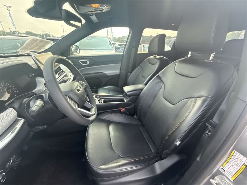 Thumbnail: 2023 Jeep Compass - 15