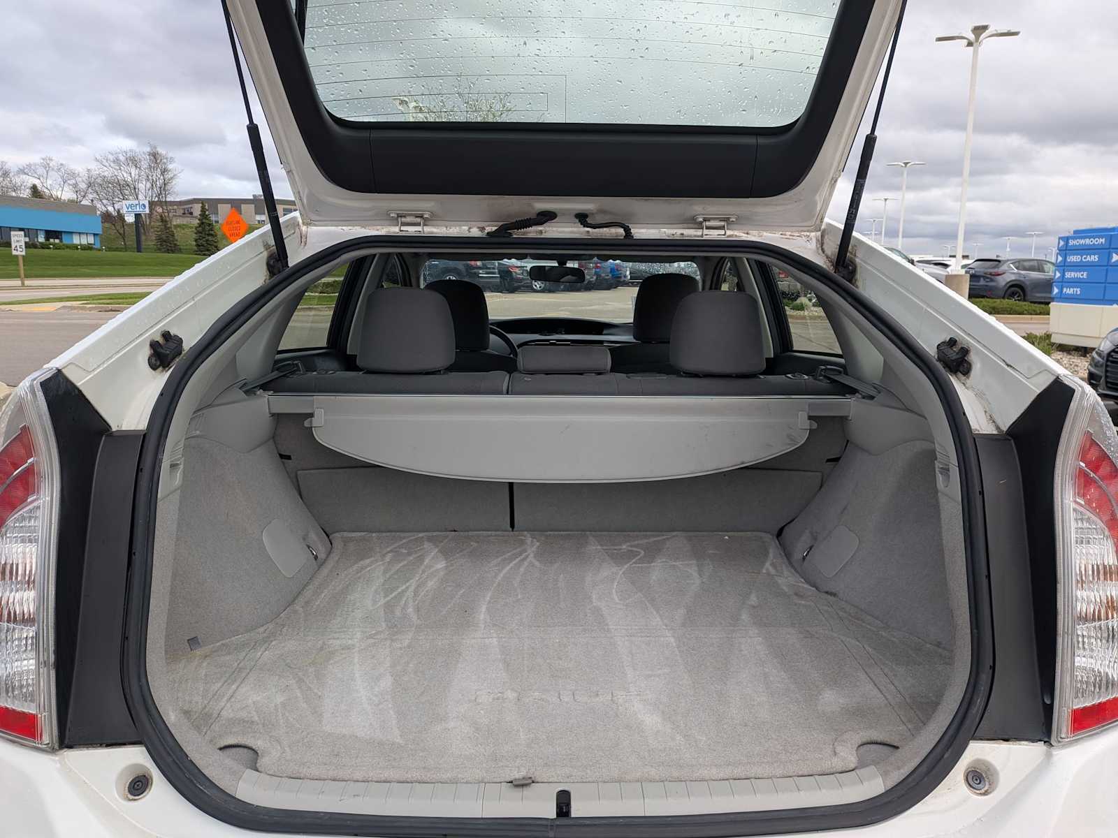 Thumbnail: 2013 Toyota Prius - 30