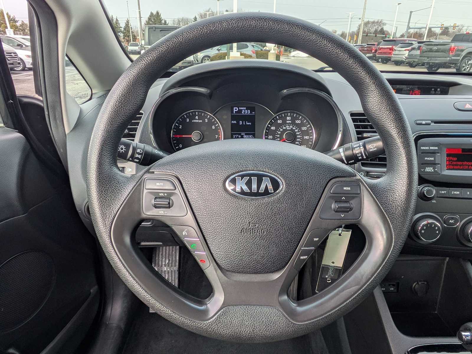 Thumbnail: 2017 Kia Forte - 22