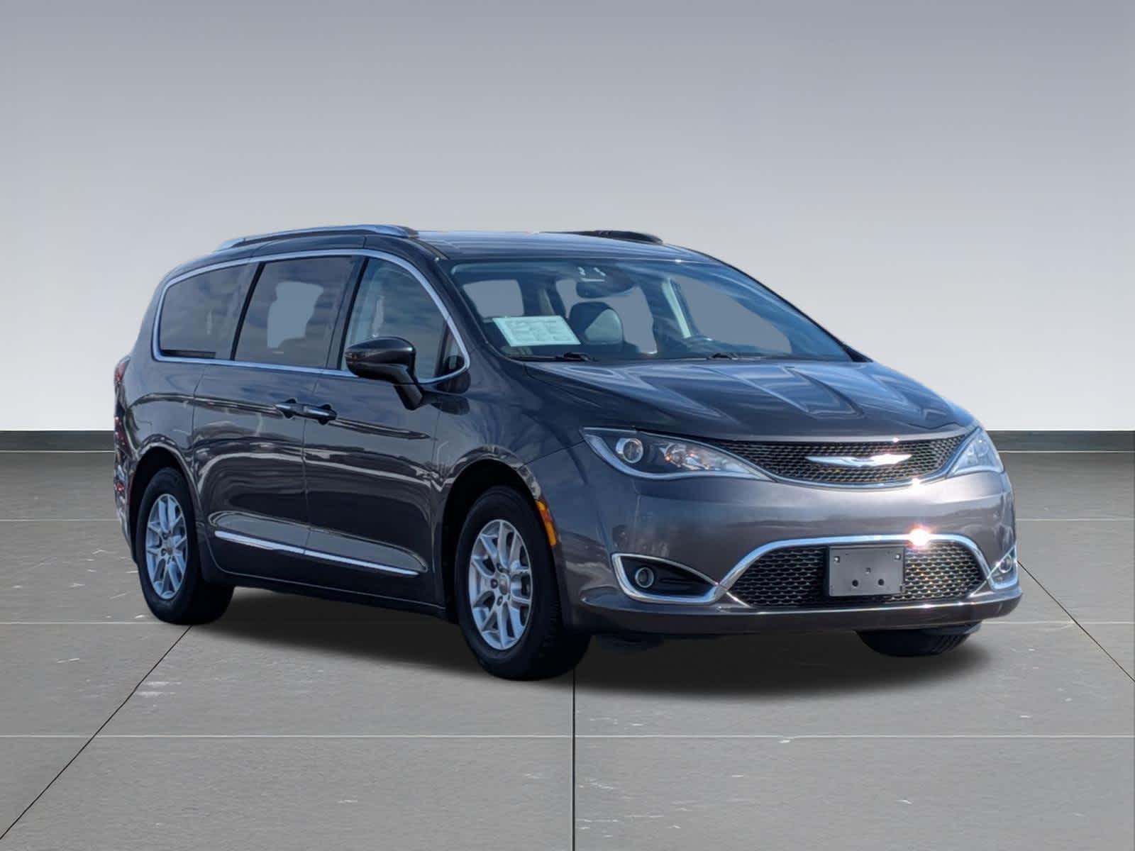 Thumbnail: 2020 Chrysler Pacifica - 7