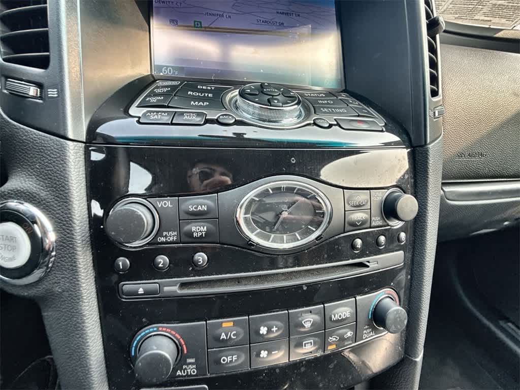 Thumbnail: 2014 INFINITI QX70 - 28