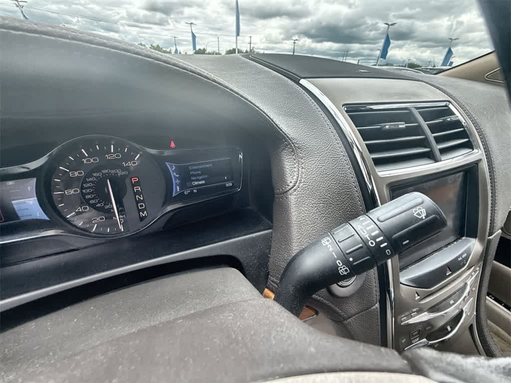 Thumbnail: 2012 Lincoln MKX - 25
