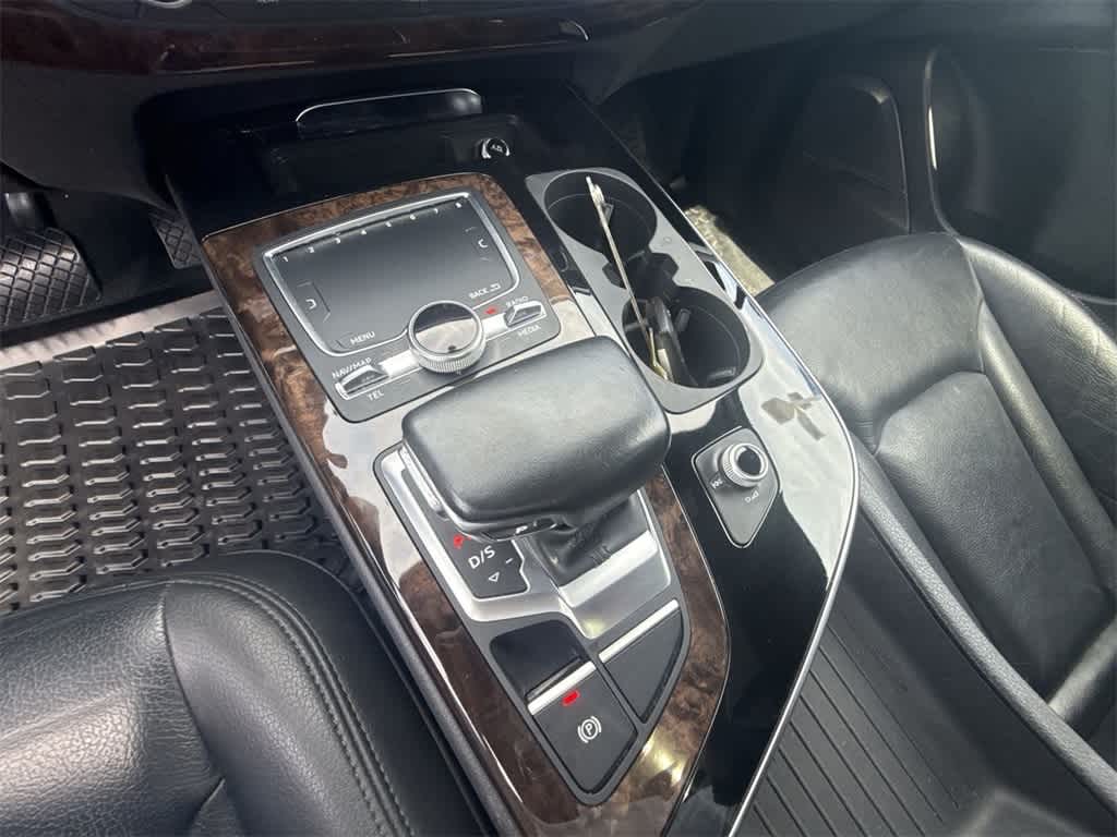 Thumbnail: 2018 Audi Q7 - 33