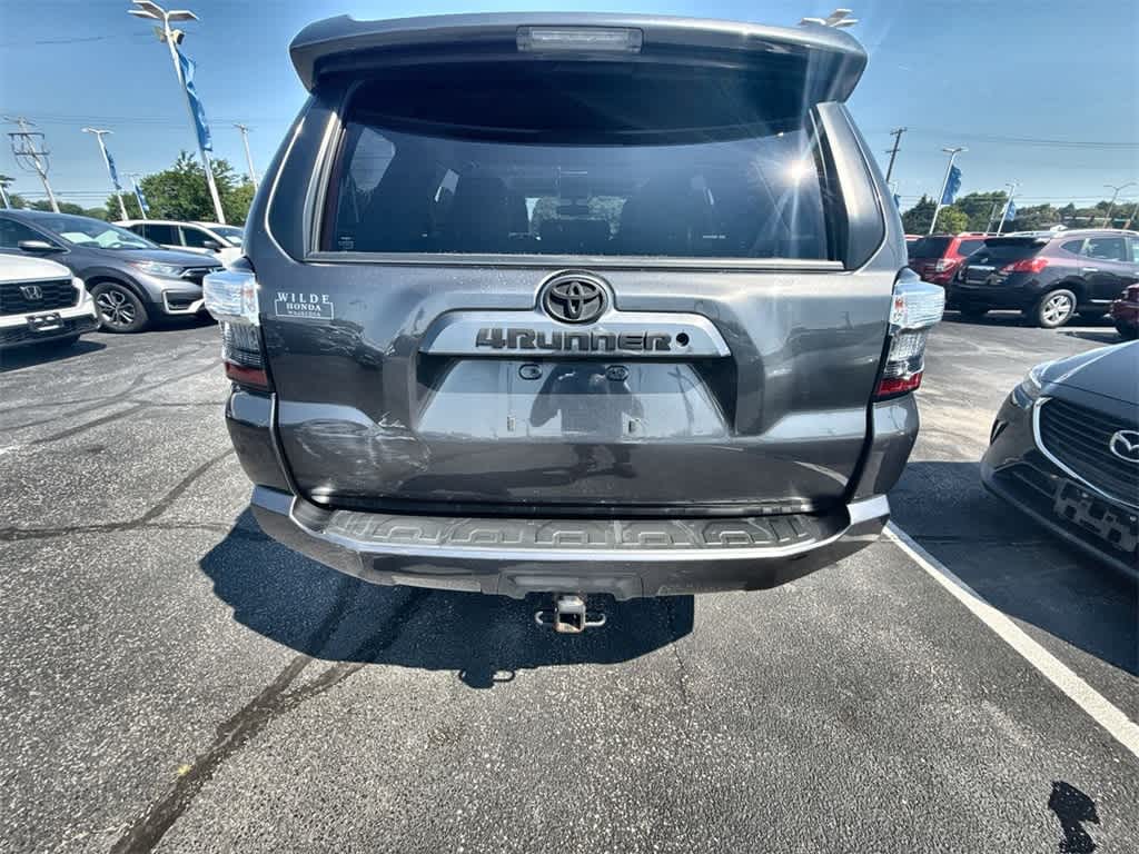 Thumbnail: 2019 Toyota 4Runner - 12