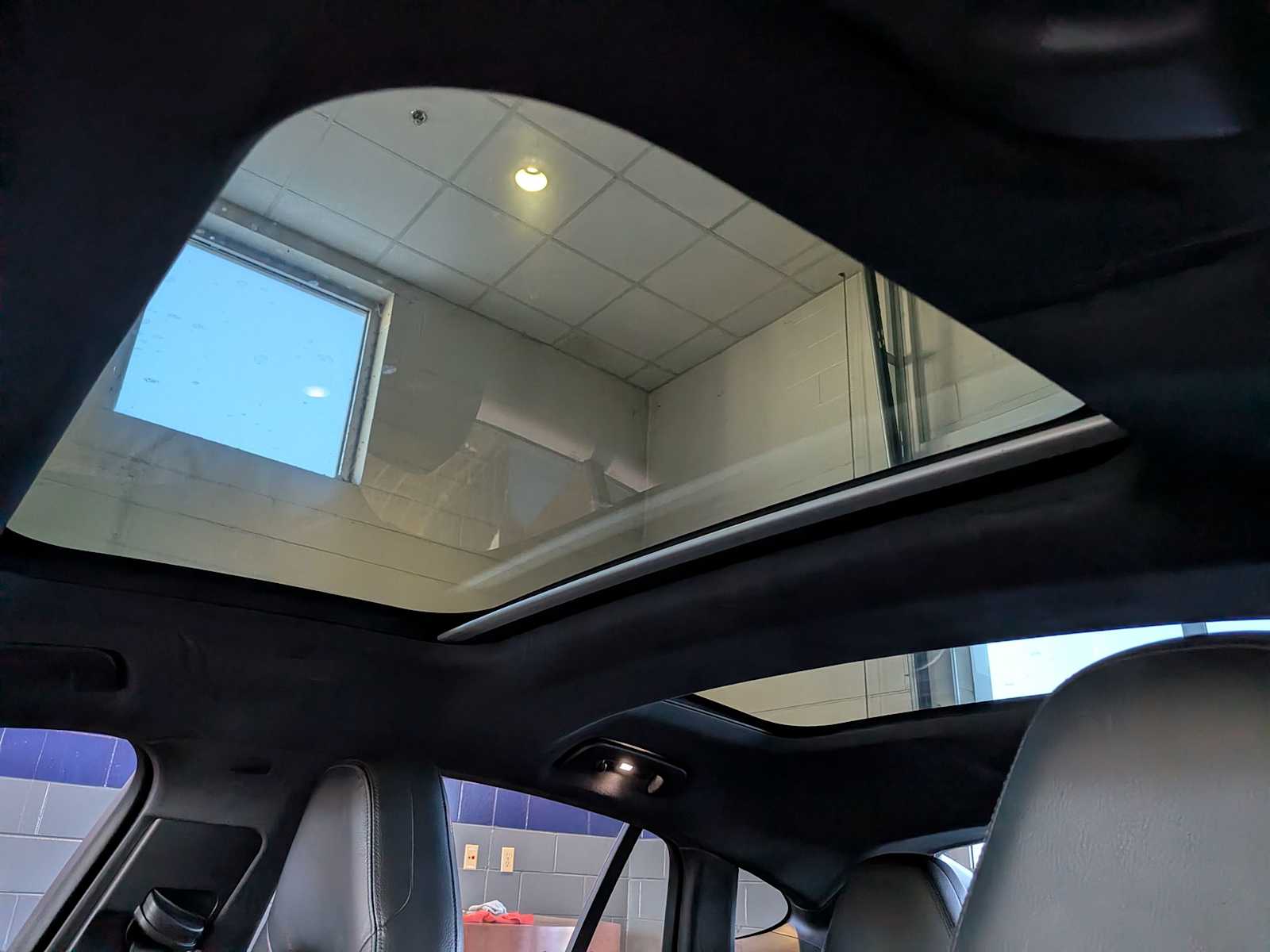 Thumbnail: 2017 Porsche Panamera - 19