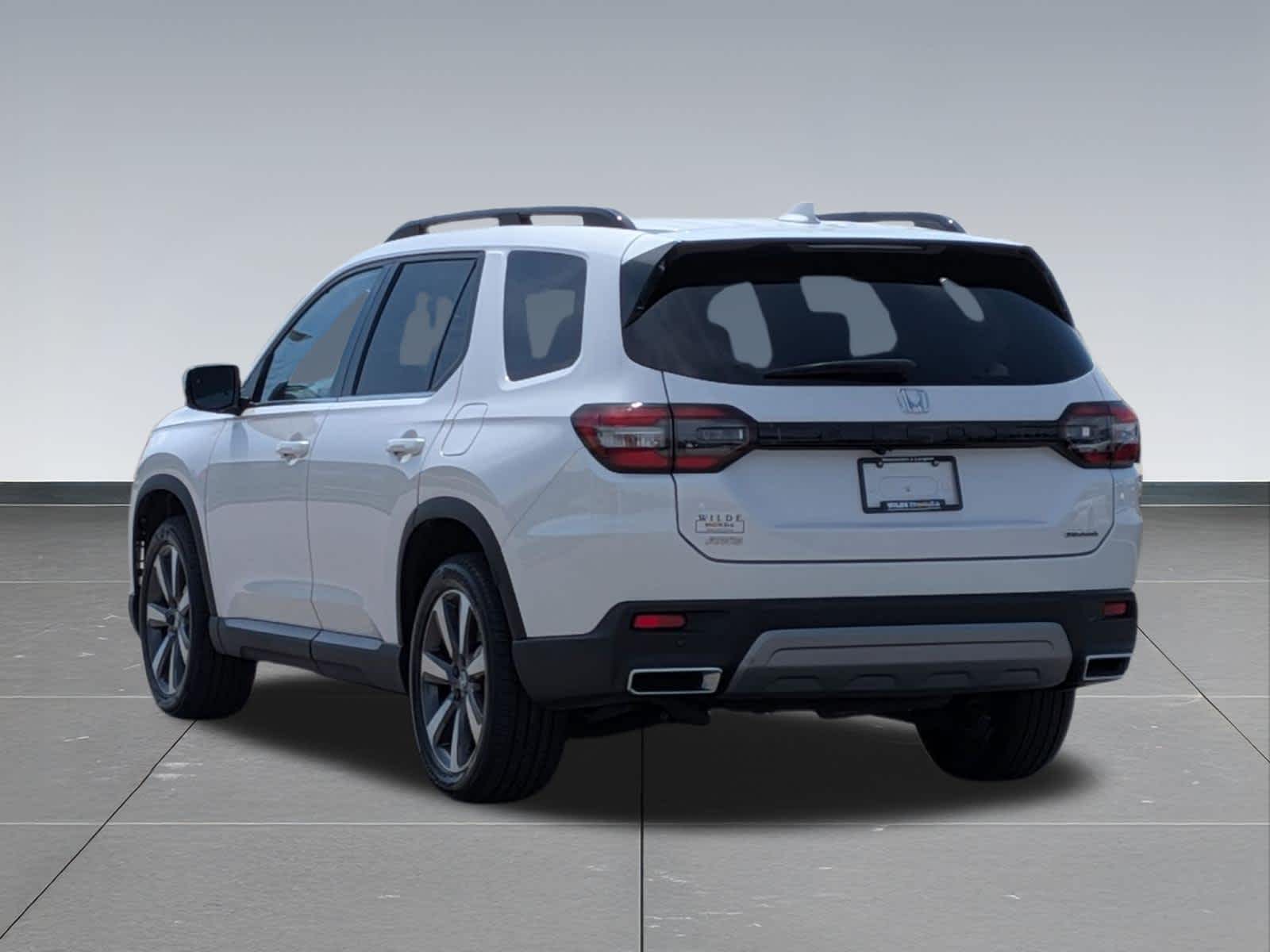 Thumbnail: 2024 Honda Pilot - 3