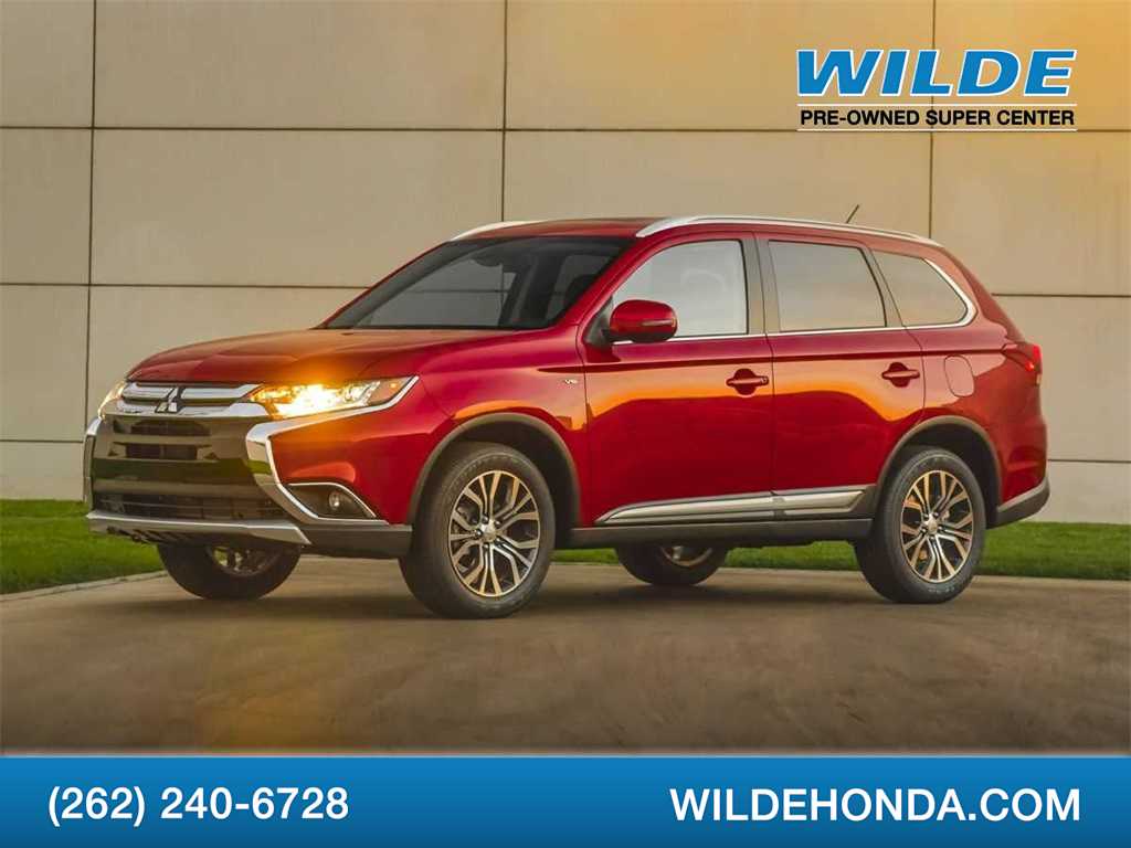 2016 Mitsubishi Outlander SE -
                  Waukesha, WI