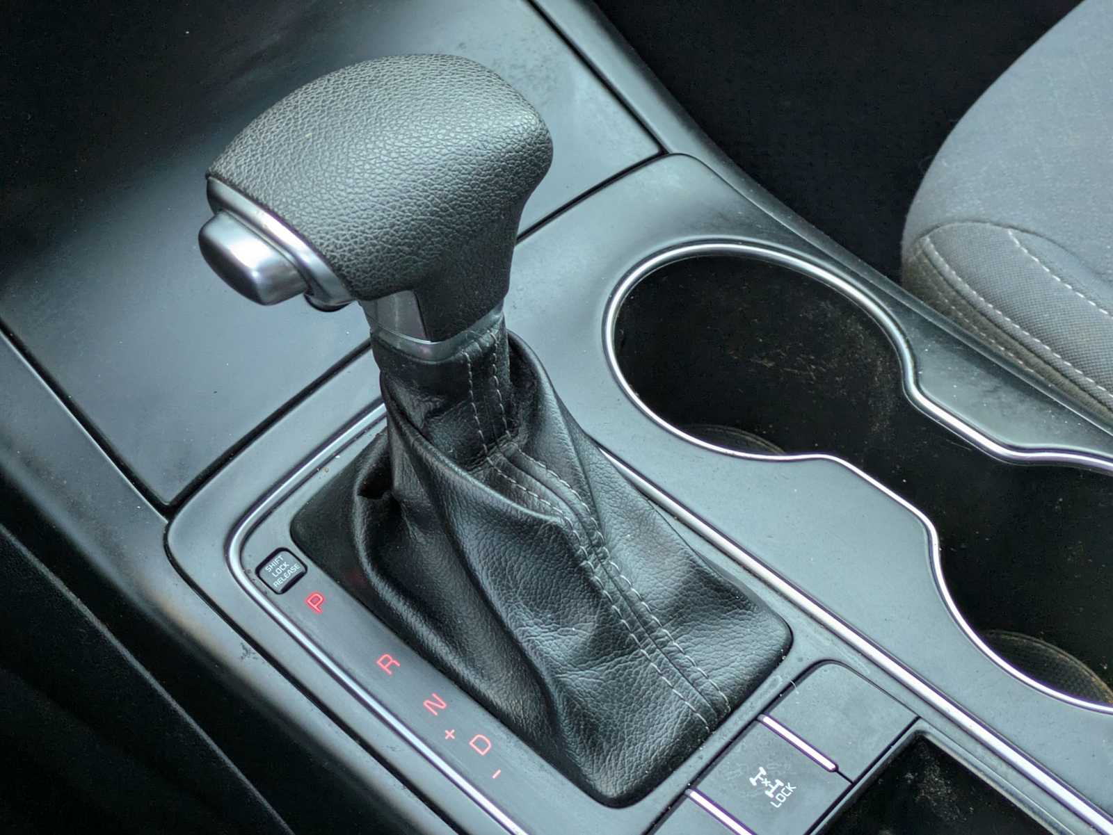 Thumbnail: 2019 Kia Sorento - 28