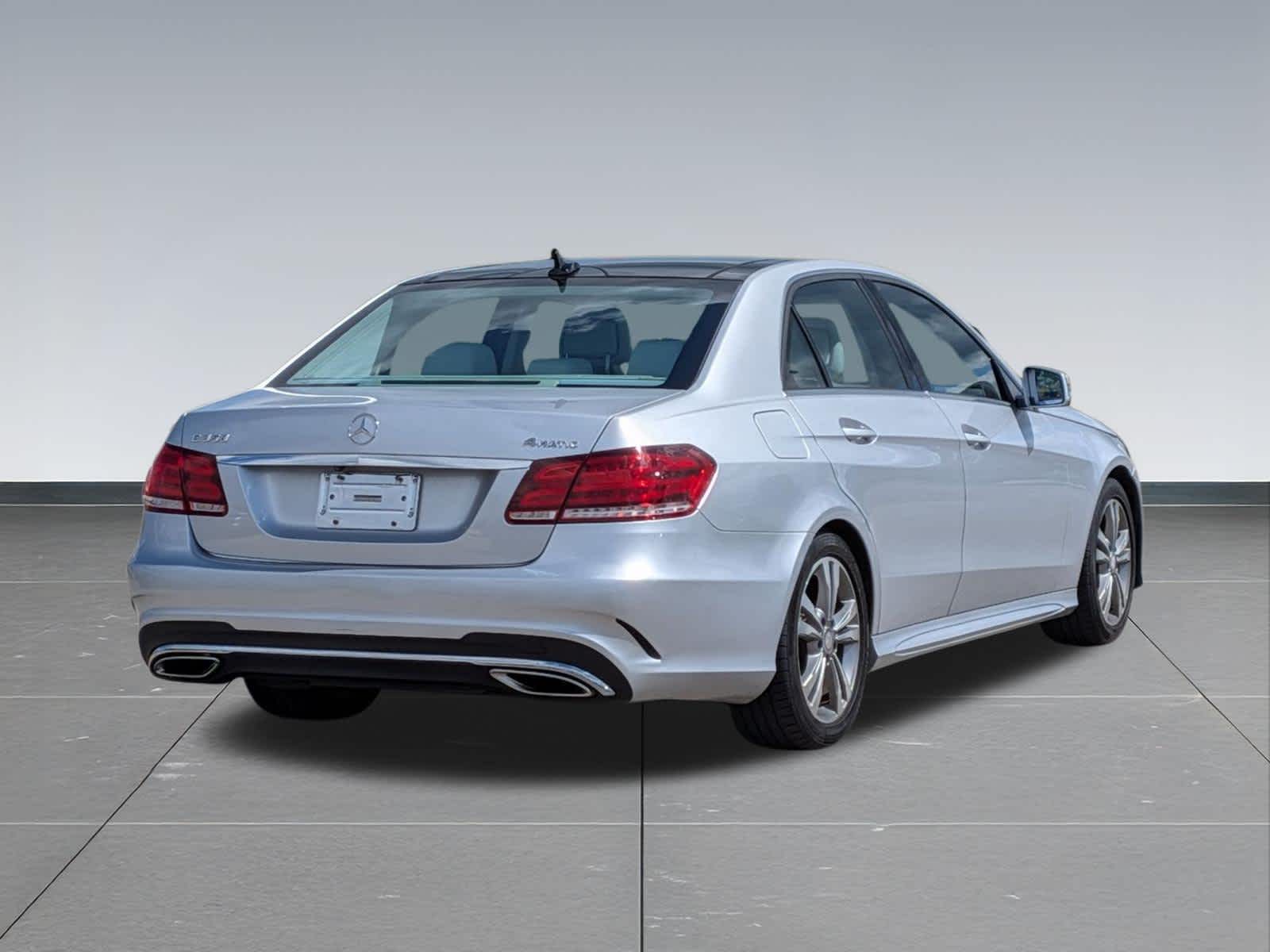 Thumbnail: 2015 Mercedes-Benz E-Class - 5