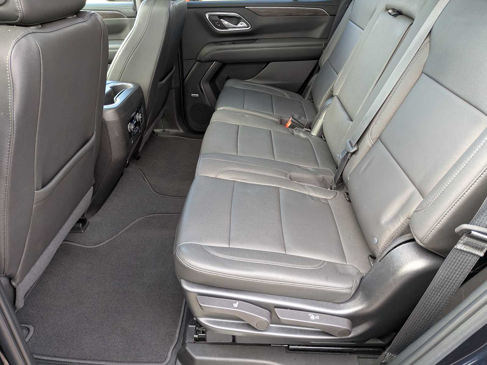 Thumbnail: 2023 Chevrolet Tahoe - 18