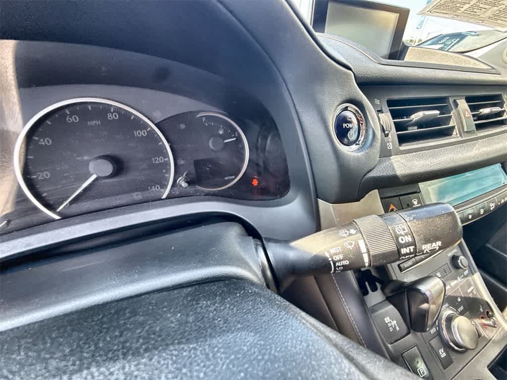 Thumbnail: 2015 Lexus CT - 22