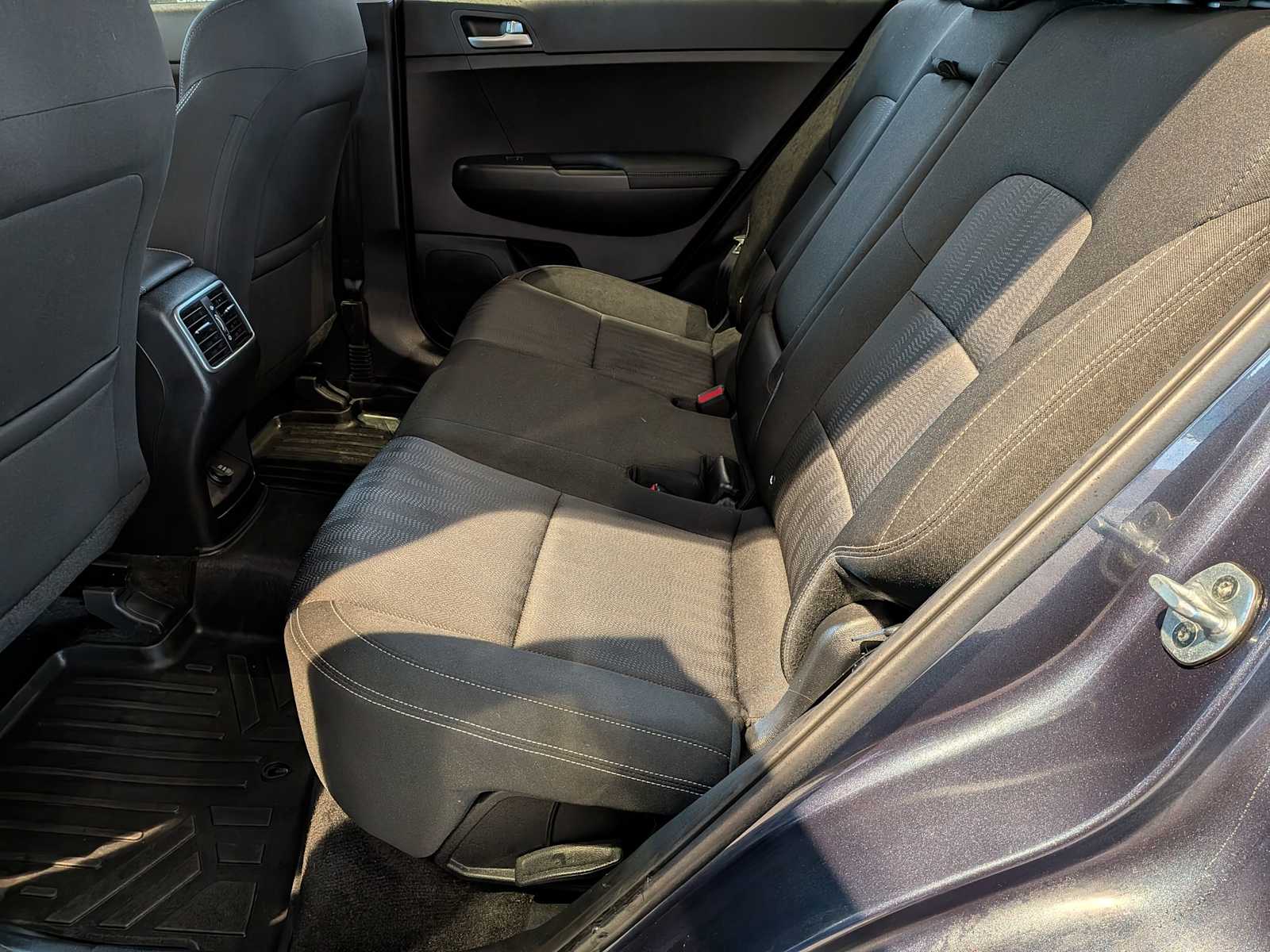 Thumbnail: 2020 Kia Sportage - 17