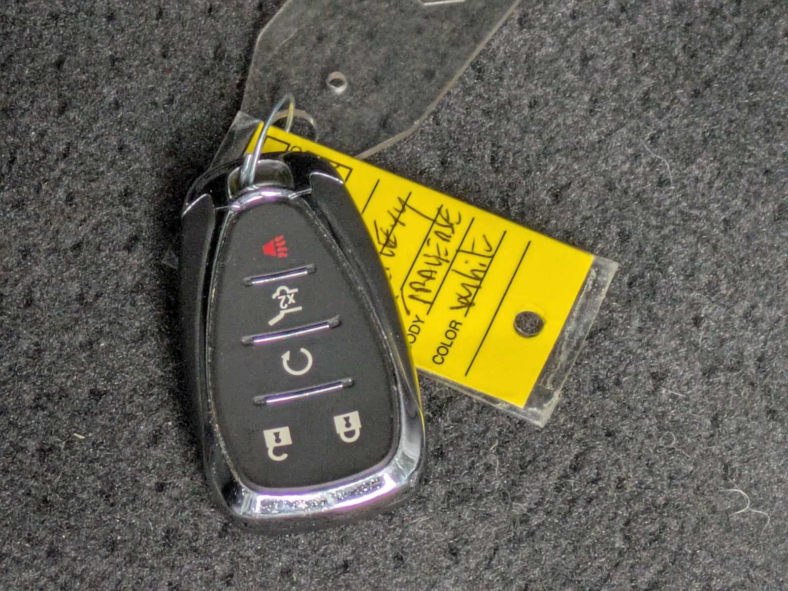 Thumbnail: 2020 Chevrolet Traverse - 36