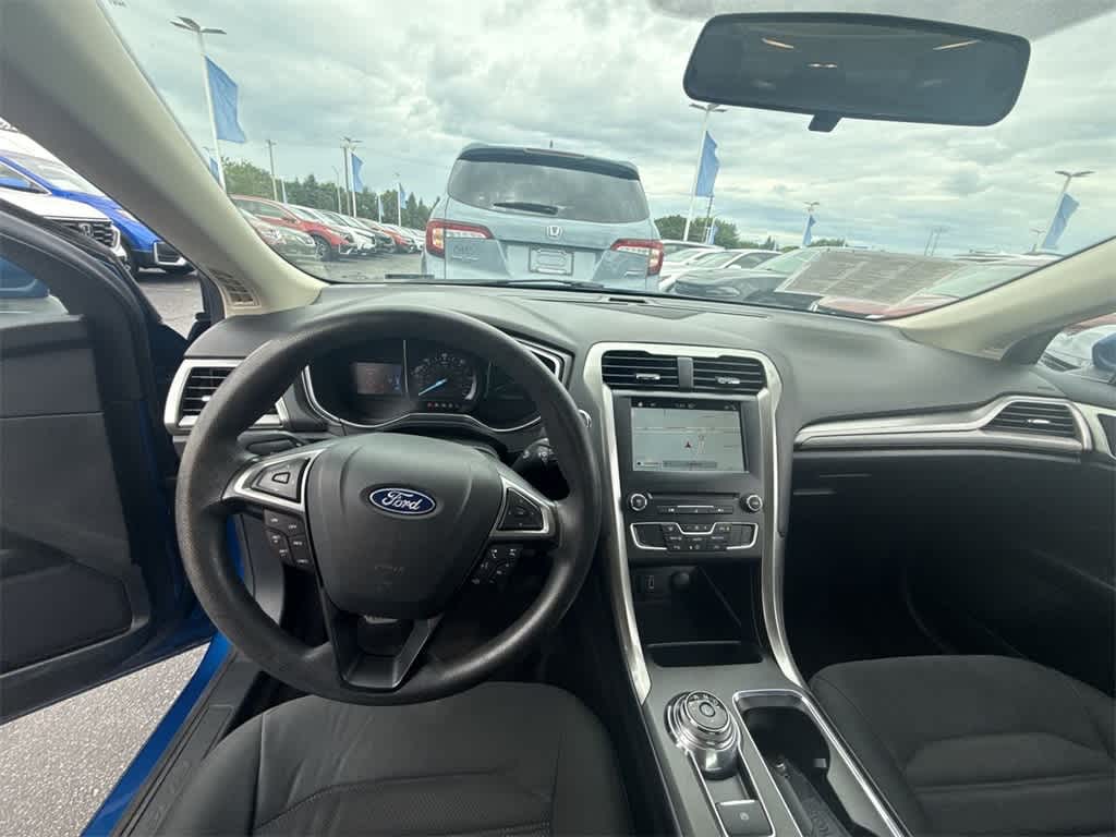 Thumbnail: 2018 Ford Fusion - 14