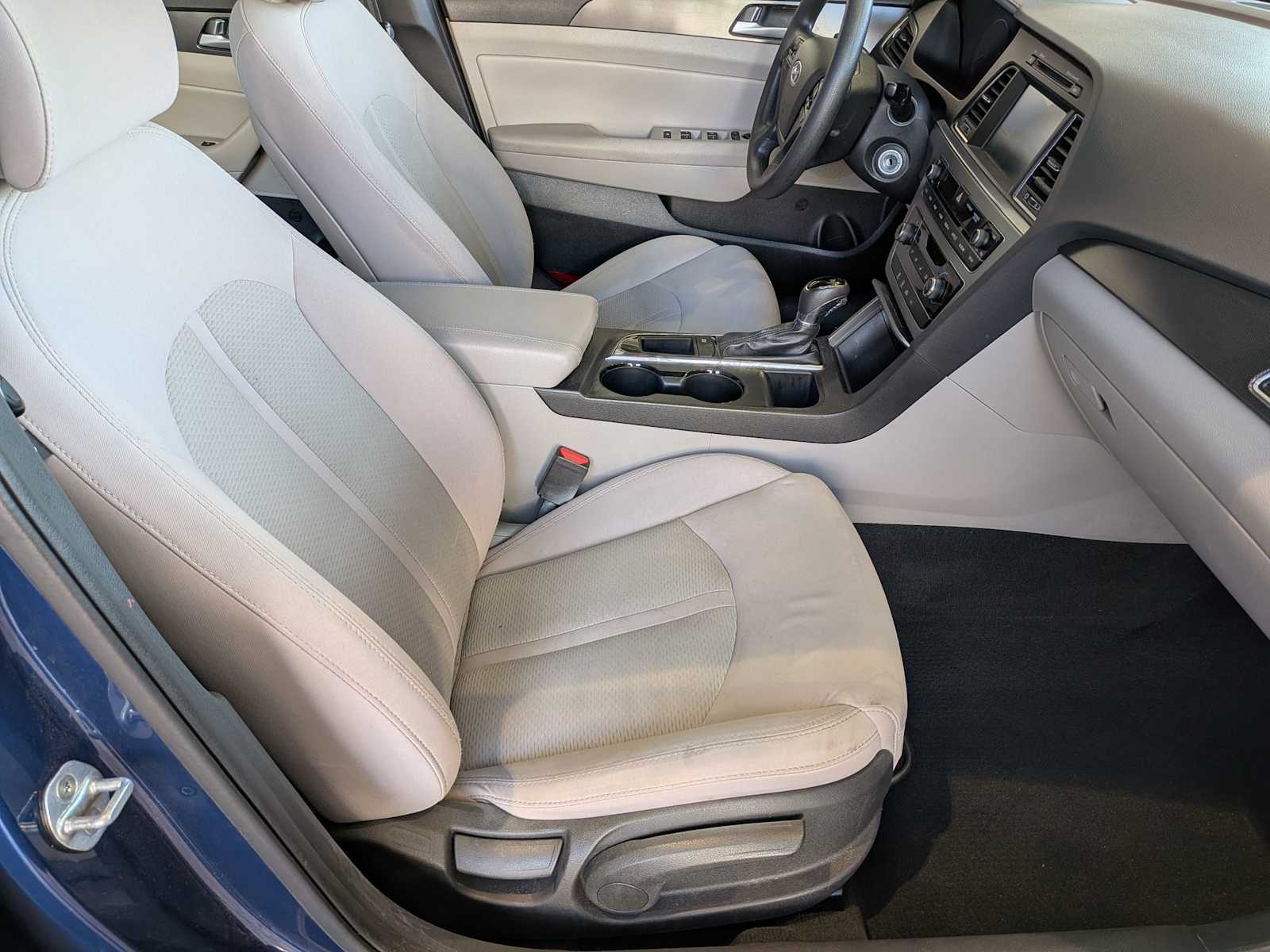 Thumbnail: 2016 Hyundai Sonata - 20