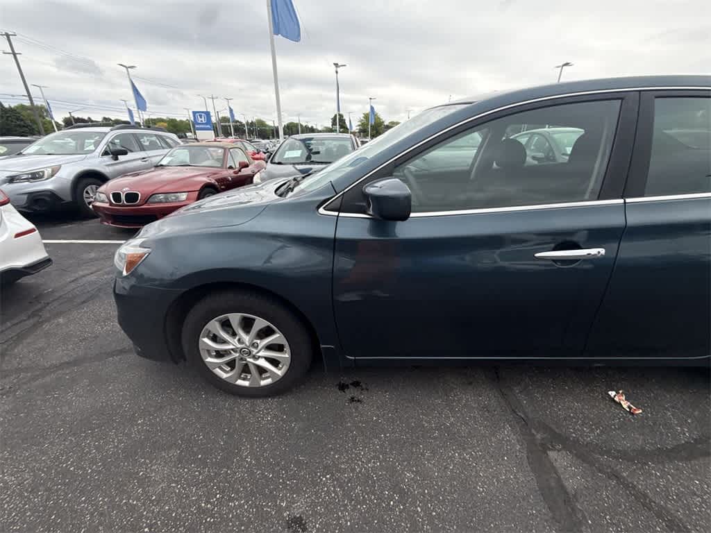 2016 Nissan Sentra SV 3