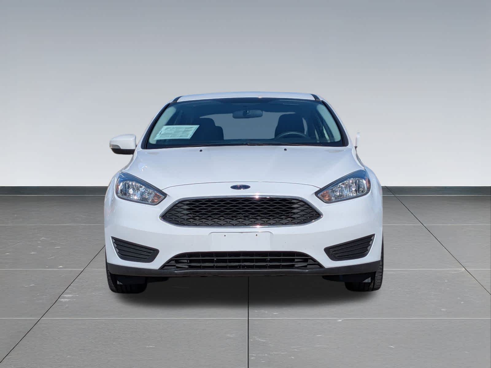 Thumbnail: 2016 Ford Focus - 9