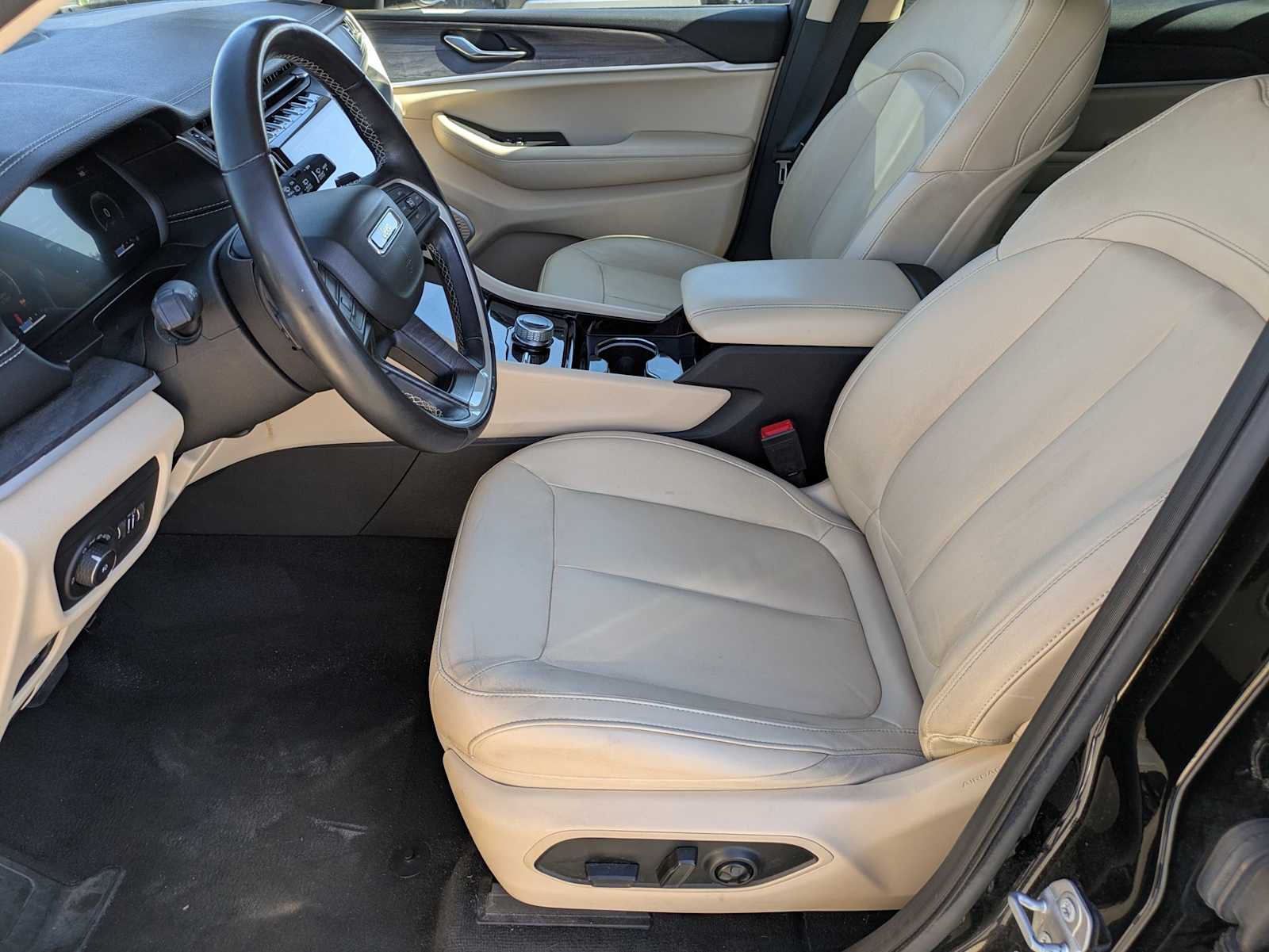 Thumbnail: 2021 Jeep Grand Cherokee L - 14