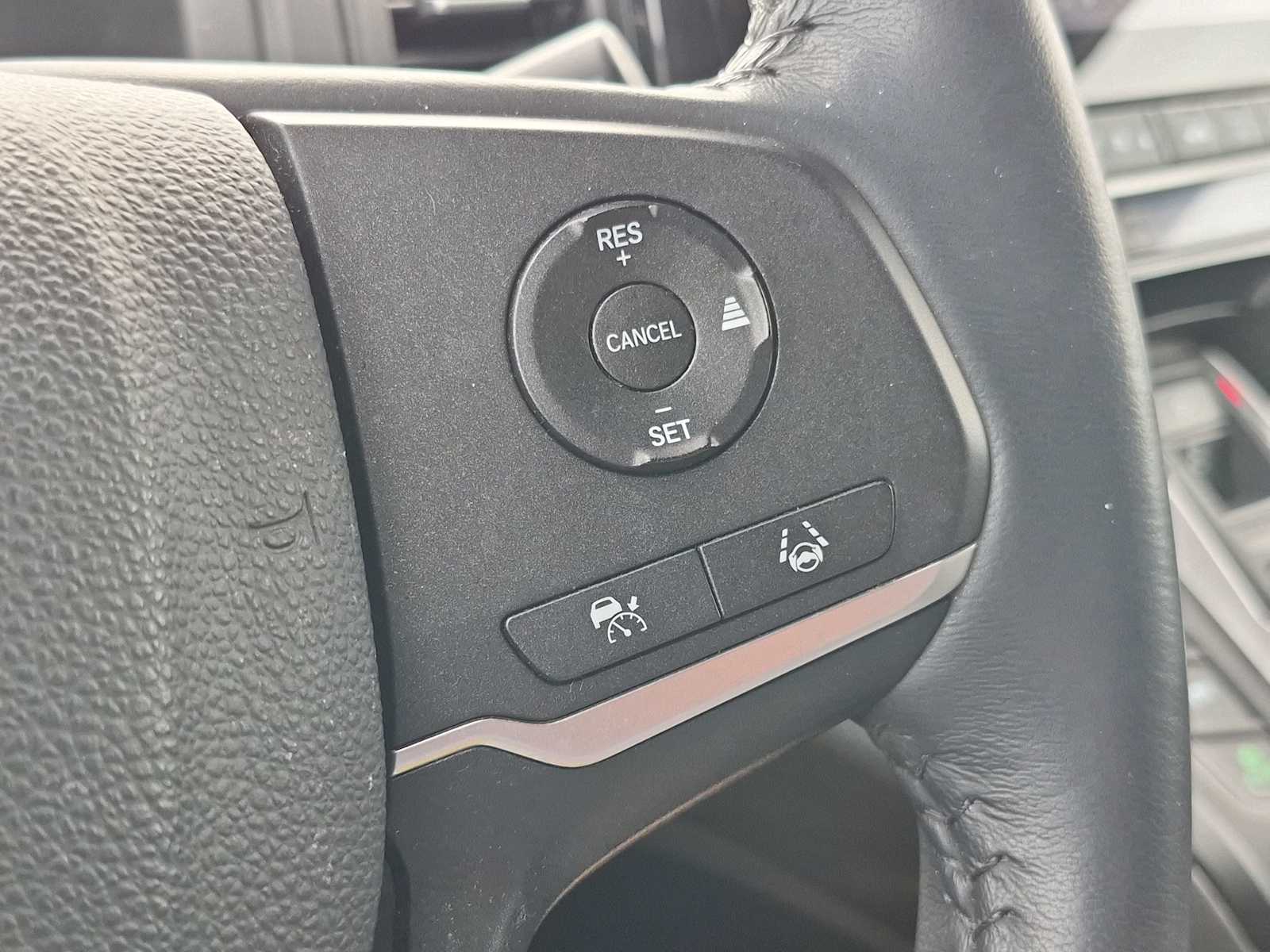 2024 Honda Odyssey EX-L - Photo 25