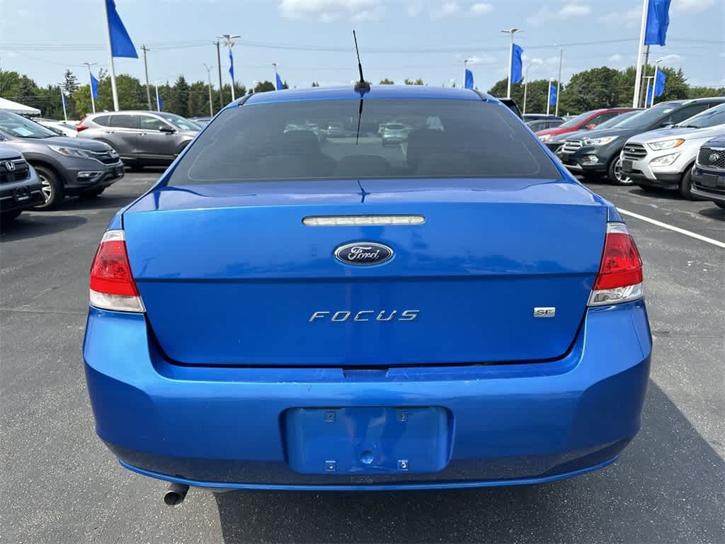 2010 Ford Focus SE 4