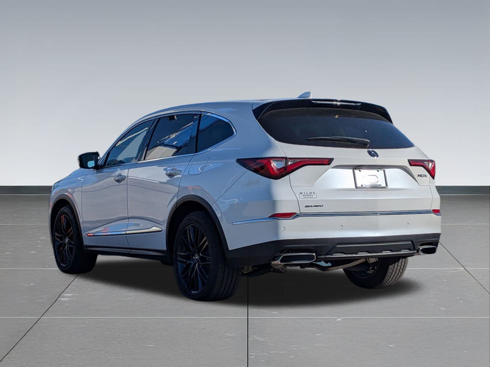 Thumbnail: 2023 Acura MDX - 4