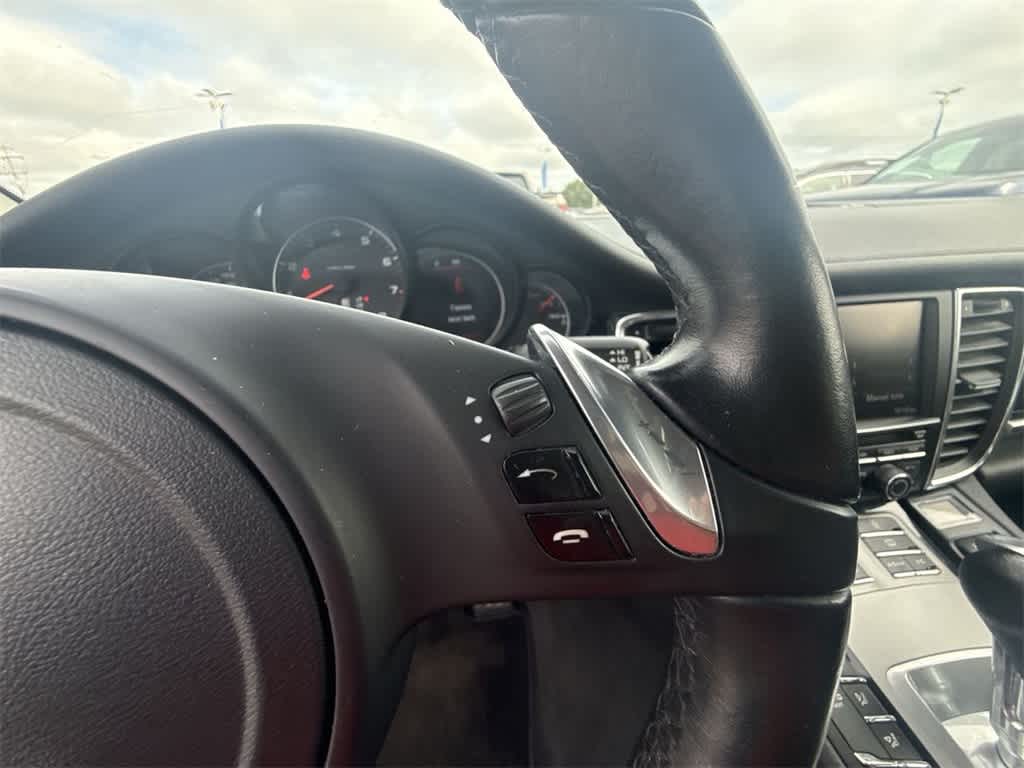 Thumbnail: 2012 Porsche Panamera - 24