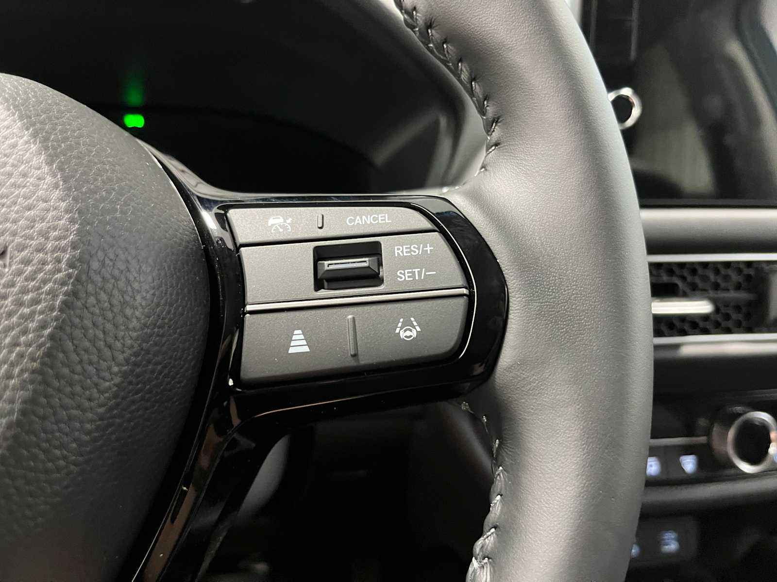 Thumbnail: 2026 Honda HR-V - 18