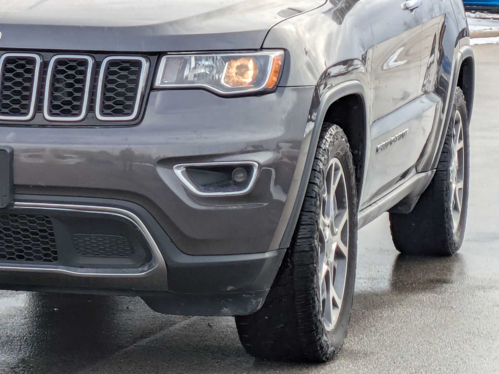 Thumbnail: 2020 Jeep Grand Cherokee - 10