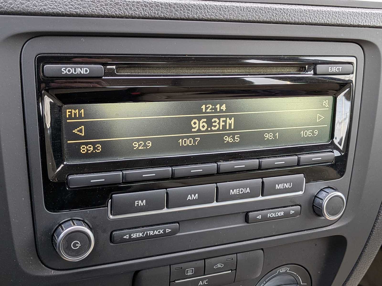 Thumbnail: 2013 Volkswagen Jetta - 22