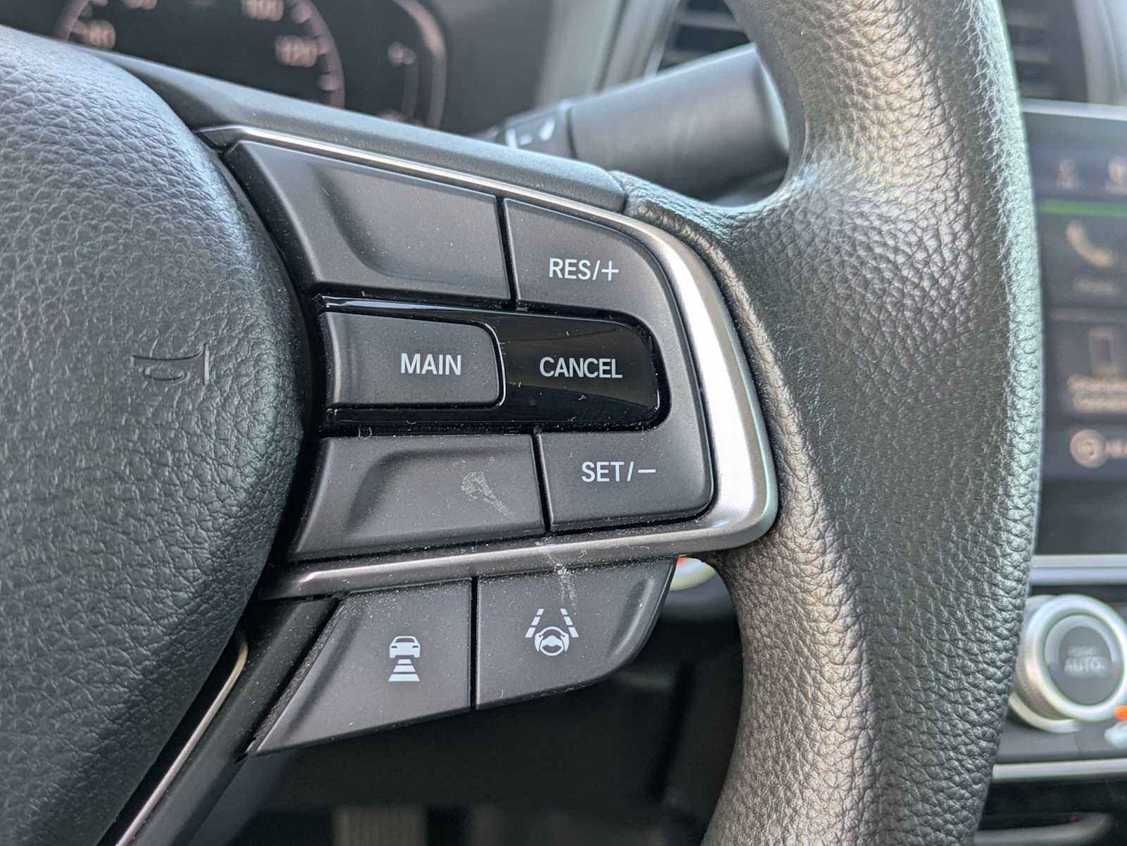 Thumbnail: 2020 Honda Insight - 21