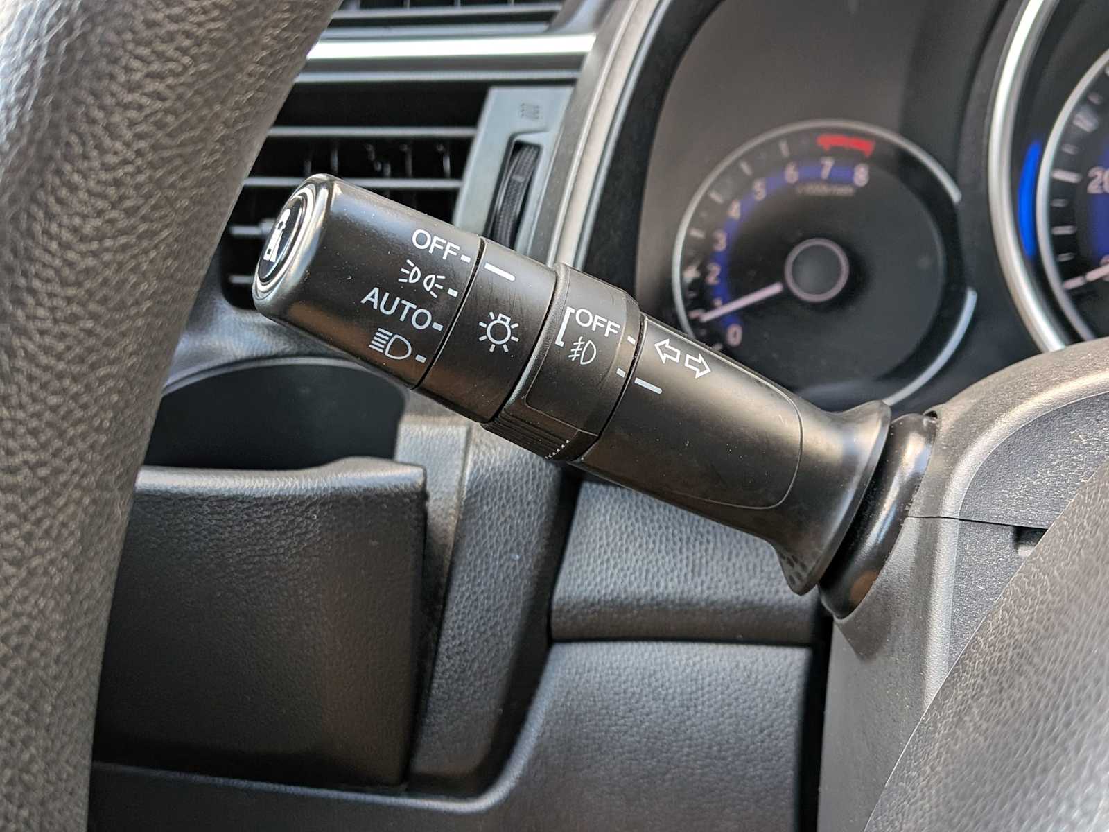 Thumbnail: 2015 Honda Fit - 26